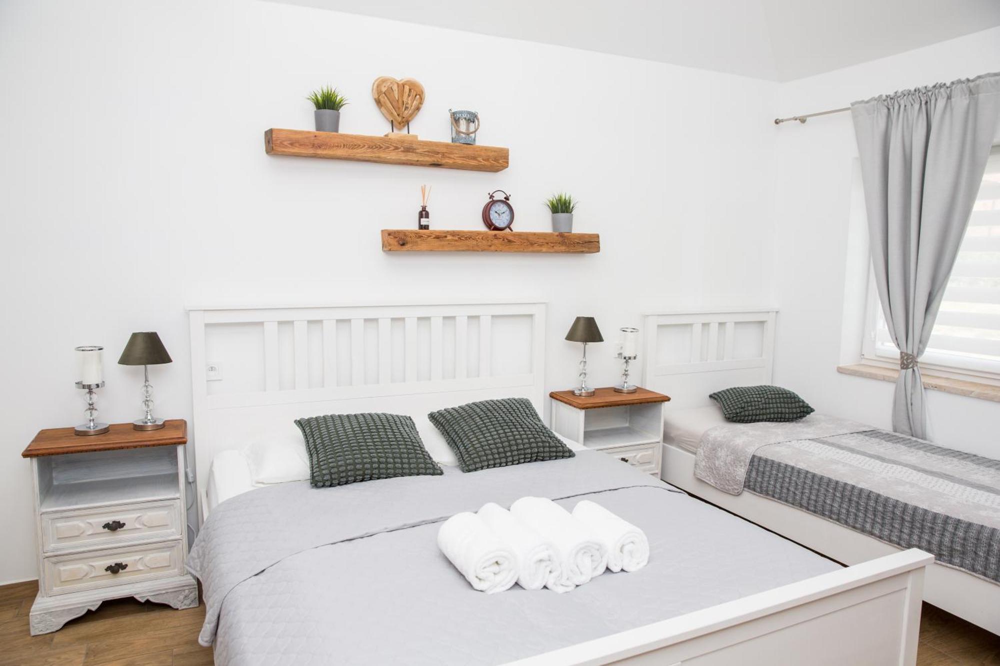 Apartmany Ellie ซนอยโม ภายนอก รูปภาพ